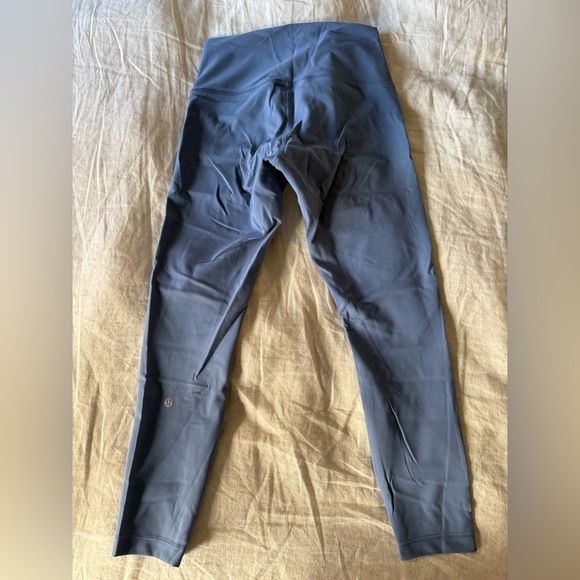 Wunder Train High-Rise Tight 25" in Oasis Blue | Size 8 - Picture 4 of 4
